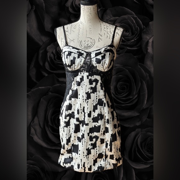 Forever 21 Bustier Strap Dress, Print and Lace Accents (M) - Picture 1 of 8